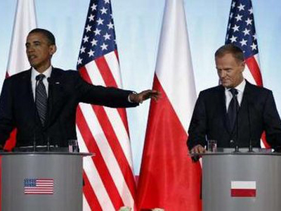 ເບື້ອງຫຼັງຂອງສານທີ່ແຂງກກະດ້າງໃໝ່ຂອງ ອາເມລິກາ